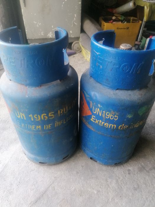 butelii  cu guler românești petrom