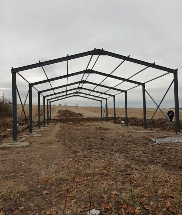 Vând structura metalica 15x35x4h