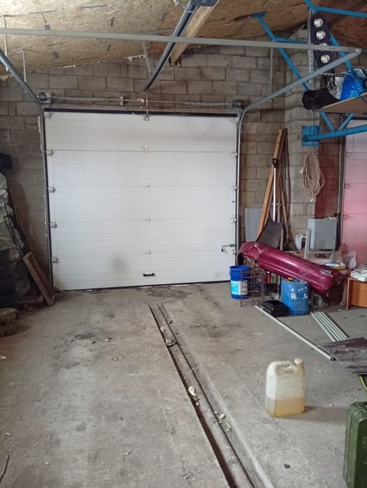 Сдам  большой гараж