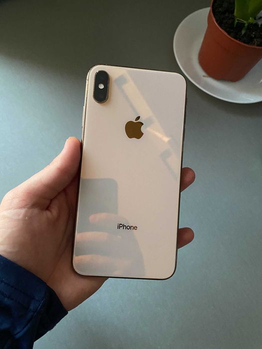 iPhone Xs Max -64 GB/gold -face ID bun /84% bat  fullbox !