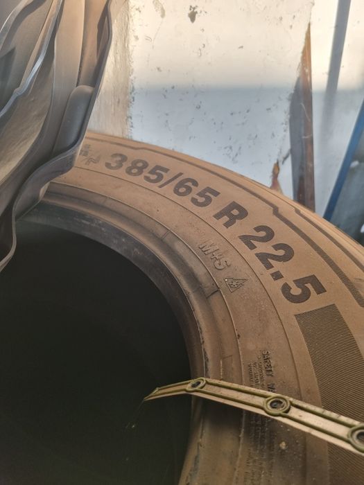 Continental 2шт бочки 385 65