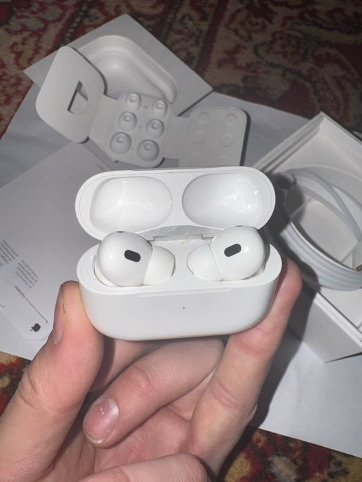Air Pods 2pro generation белый оригиналный