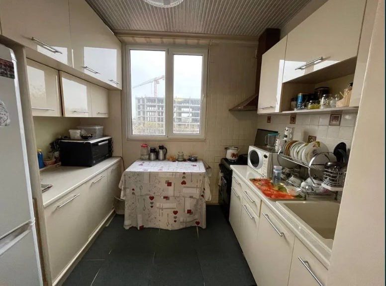 Бобура Продаётса 4в5/6/9 Парк Бобура 115кв.м