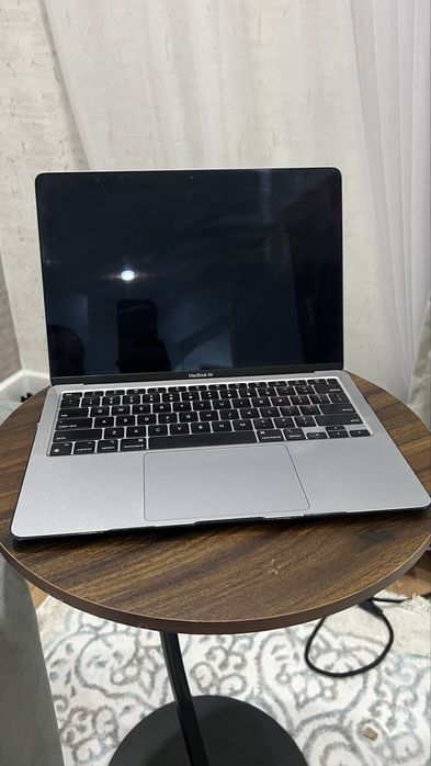 MacBook 13 Air 2020 M1