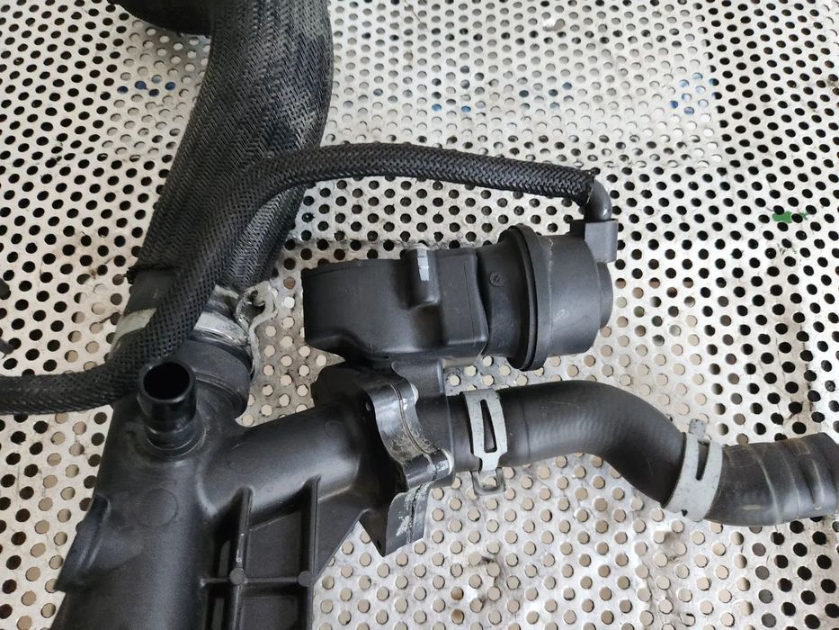 Corp Termostat Renault Trafic Opel Vivano 1.6 Diesel Motor R9M Nissan Primastar Qashqai Xtrail Rena
