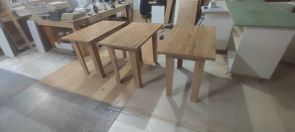 Продам обеденный стол