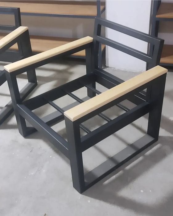 Divan kreslo sotiladi