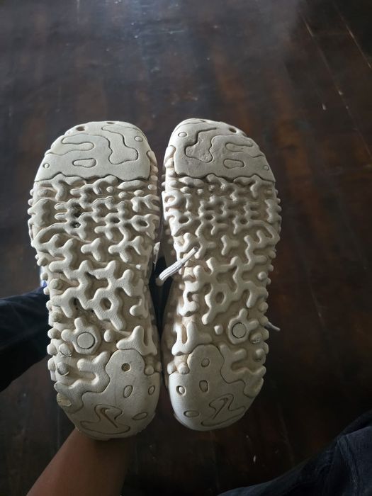 Vând adidași pentru bărbați marca Nike ediție limitata
