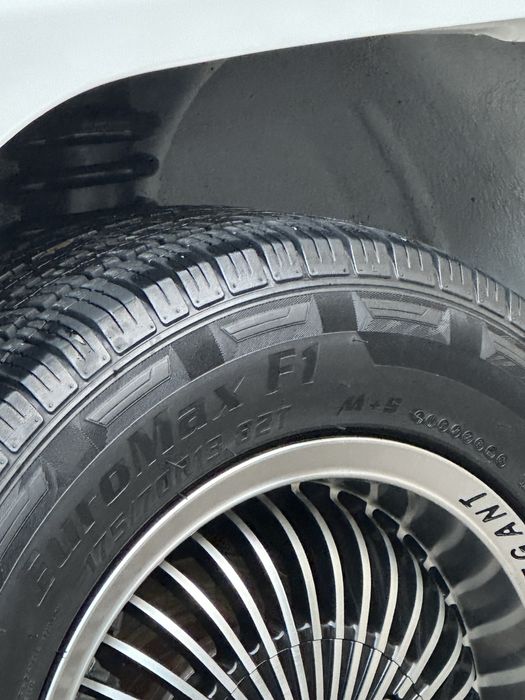 Дамас сотилади холати зўр янги хамма навороти бор