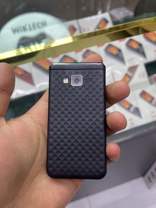 Legushka telefon BQ 2446