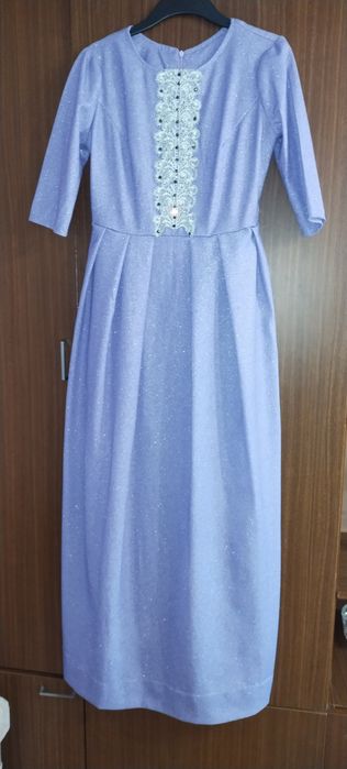 Продается вечернее платье в пол