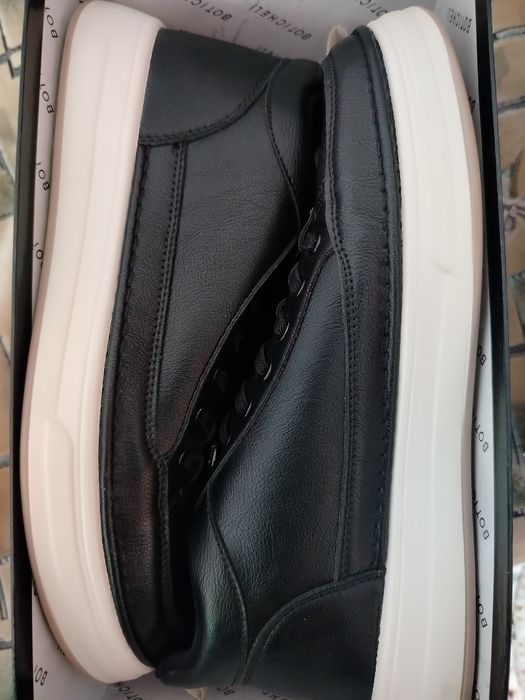 Зимние кроссовки