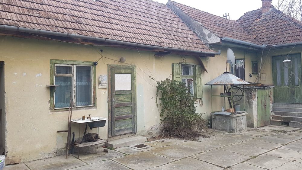 Casa de vanzare în apoldu de sus sau schimb cu apartament in sibiu