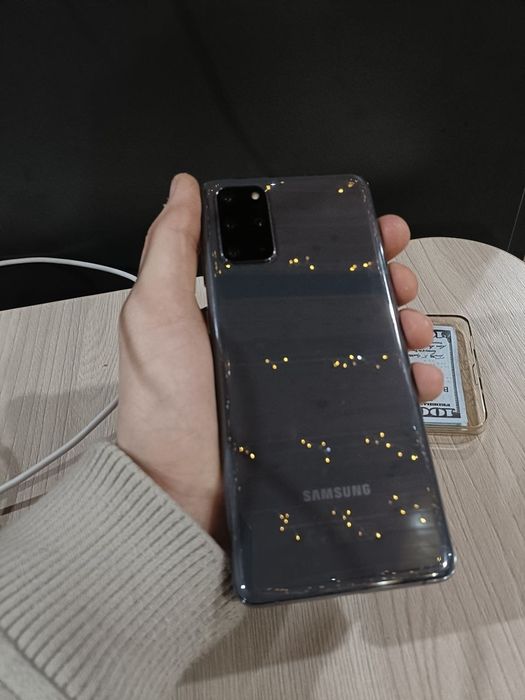 Samsung S20+ 8/128