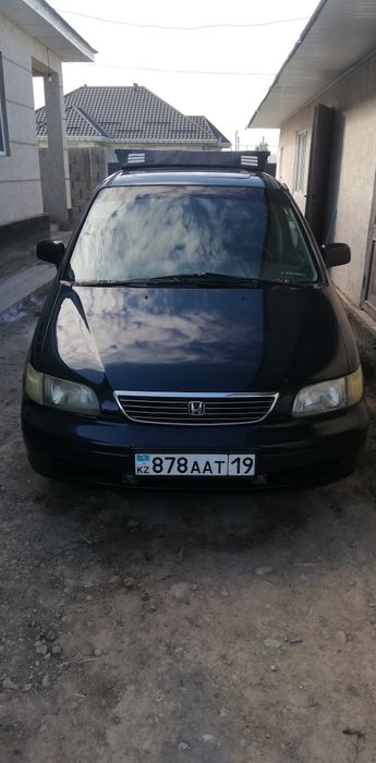 Хонда шатл 1998 г.в