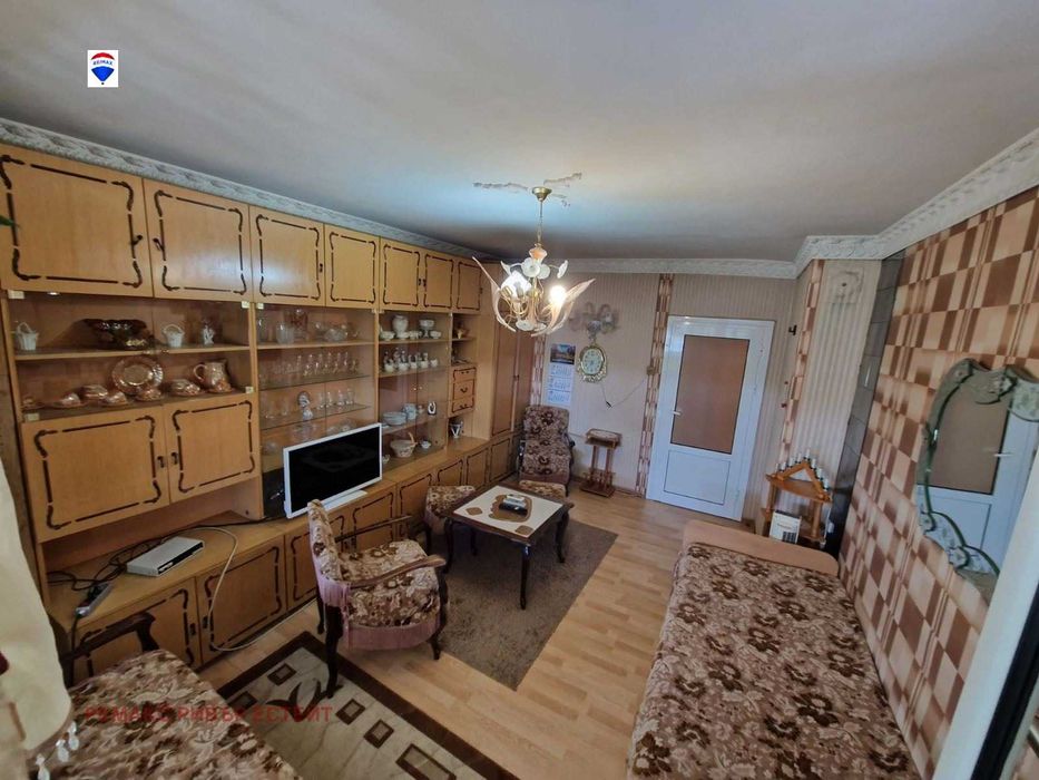 Дава се под наем Двустаен апартамент в Русе, Родина 2 - 65 кв.м за 255 € - Снимка #11