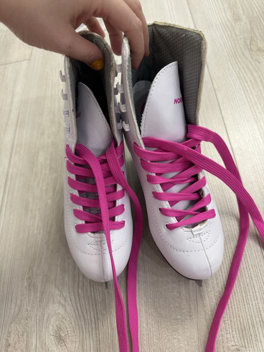 Коньки для девочек, девушек 37размер