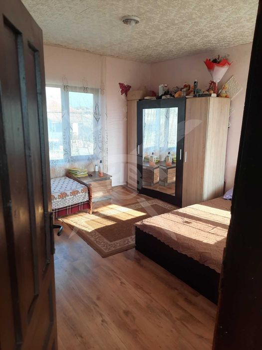 Продава се Къща в с. Милево, Област Пловдив - 140 кв.м за 493 €/кв.м - Снимка #2