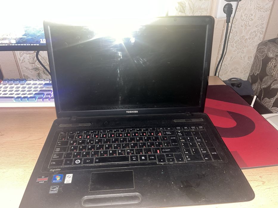 Ноутбук отдам сегодня срочно