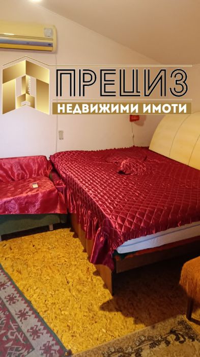 Продажба Къща гр. Каспичан - с. Златна нива 720m² и двор 720m²
