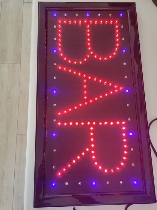 Vand caseta luminoasa