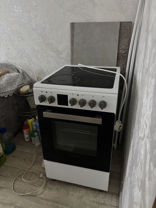 Плита с духовкой