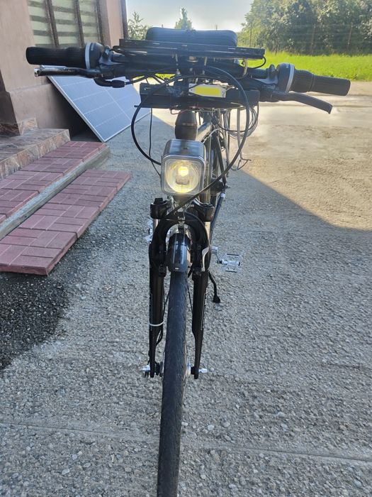 Bicicletă de strada