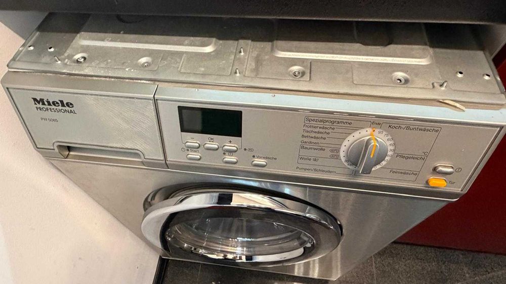 Проф.пералня "Miele"