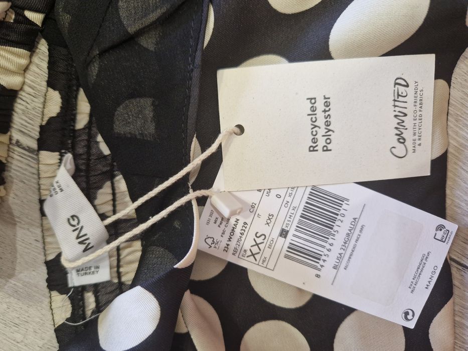 Нова блуза Mango