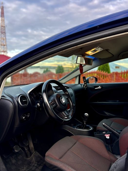 Vand seat leon.
