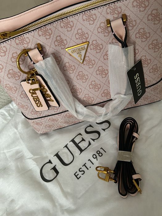 Новая сумка guess