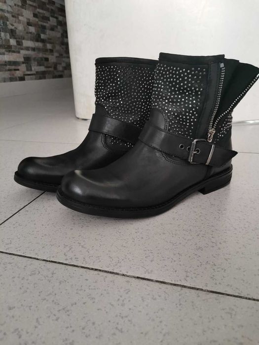 Италиански черни кожени боти