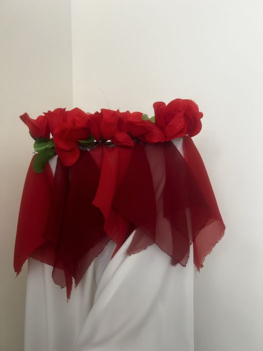 Тракийска шапка с цветя