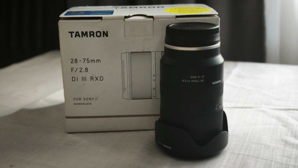 Обектив Tamron 28-75mm F2.8 за Sony
