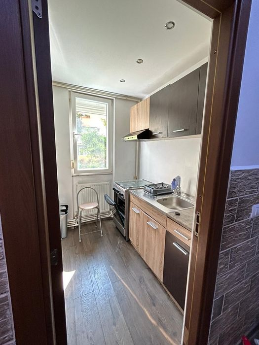 Închiriez garsonieră în zona Dărmănești, vis a vis de Lidl.