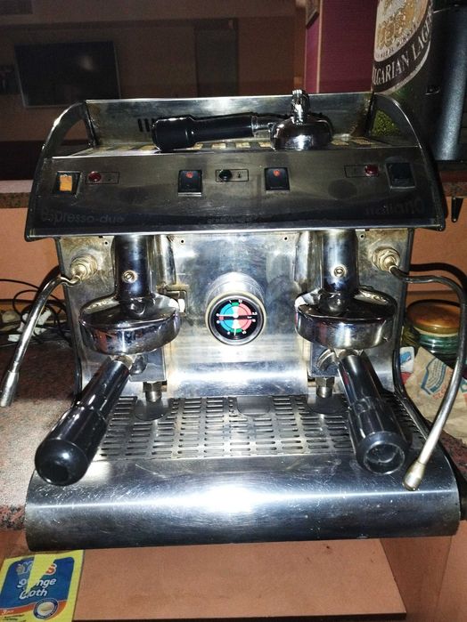 Професионална кафемашина