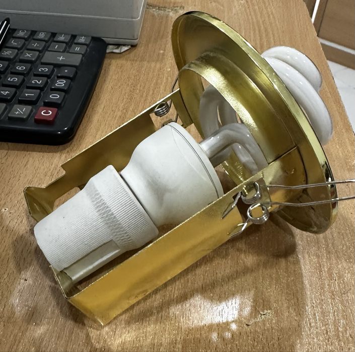 Светильник  потолочный в сборе