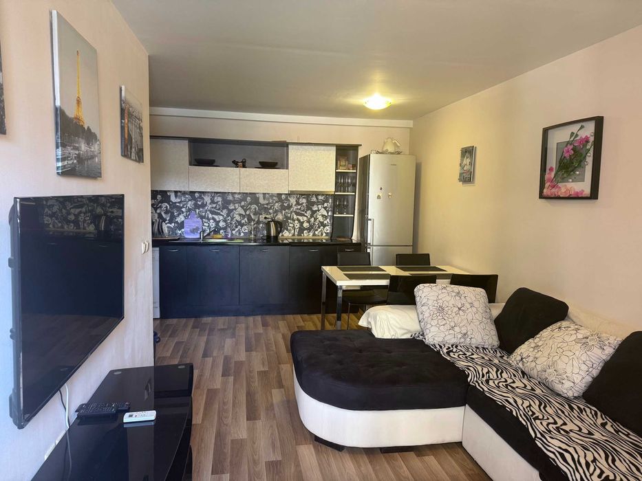 Продава се Двустаен апартамент в к.к. Слънчев бряг - 55 кв.м за 584 €/кв.м - Снимка #3