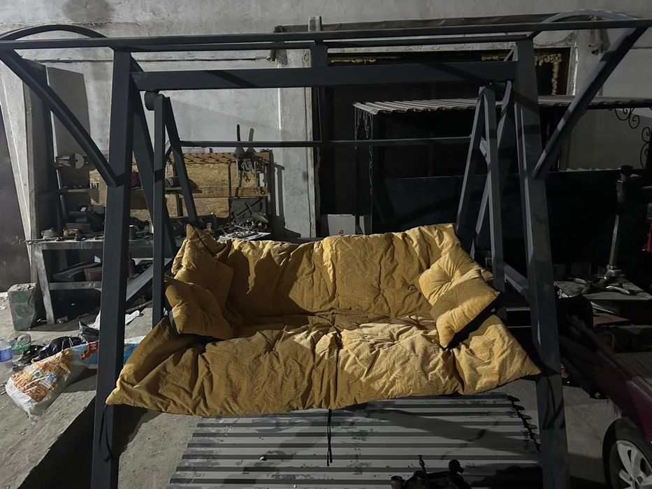 Продам качелю полный комплект