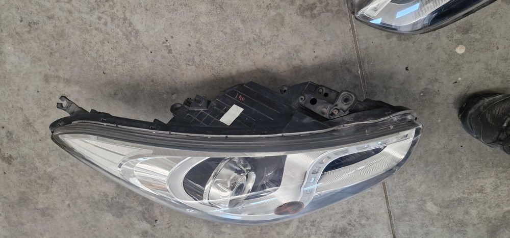 Faruri  Hyundai I40 2011-2015