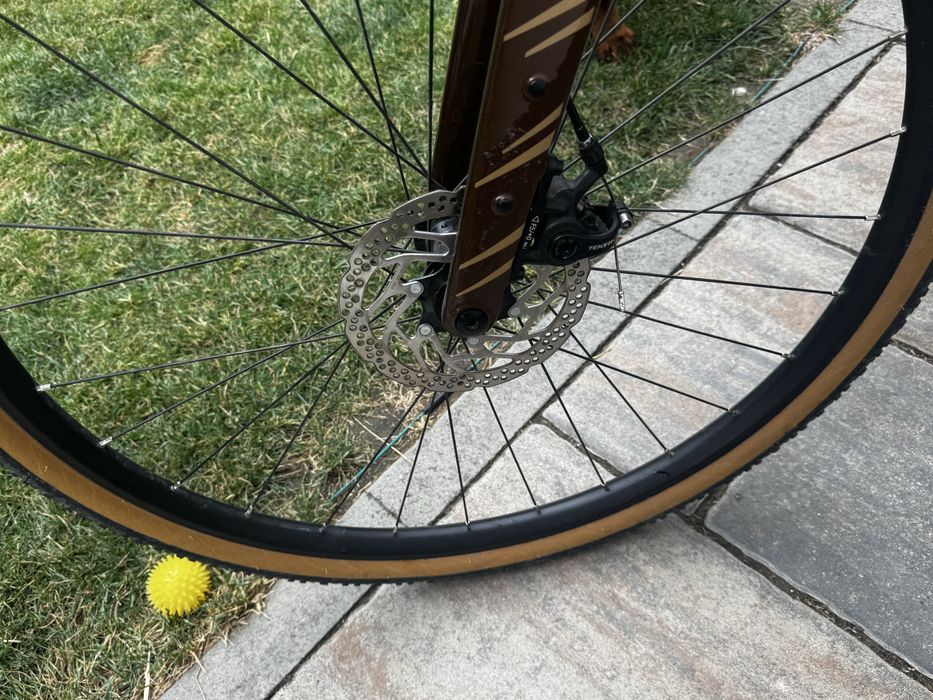 Bicicleta Gravel Kross Esker 2.0