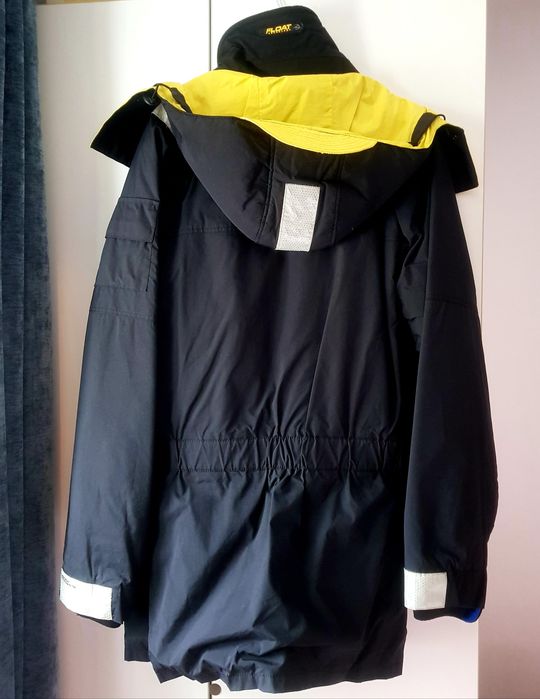 Geacă FLOAT Technology, (preț piață 500 €)