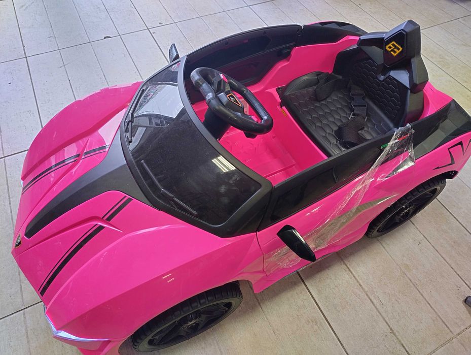 US Розова акумулаторна кола Cordoba