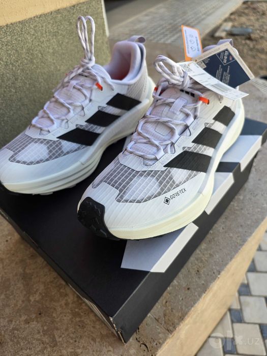 Кроссовки Adidas Terrex Gore-tex новые в упаковке