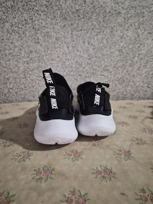 Маратонки Nike,Geox