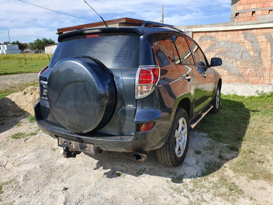 Dezmembrez Toyota Rav 4 2007 2.2 diesel D4D 136 cp