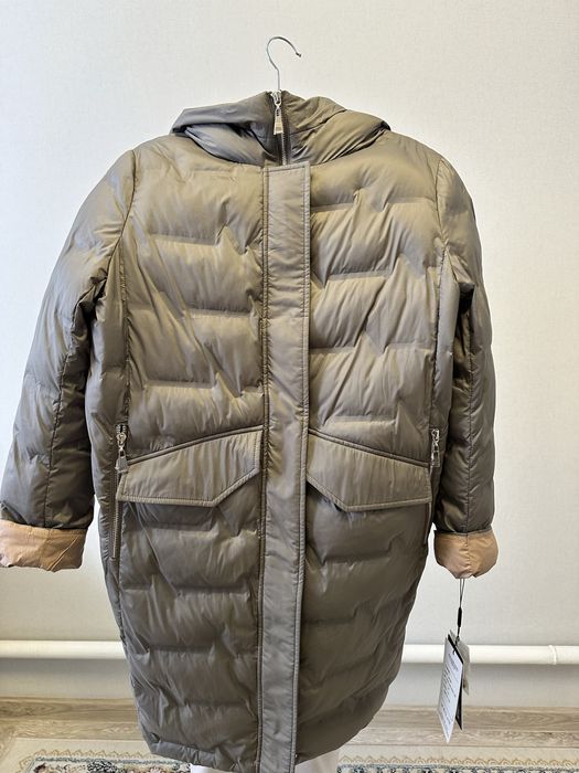 Продам весенюю женскую куртку