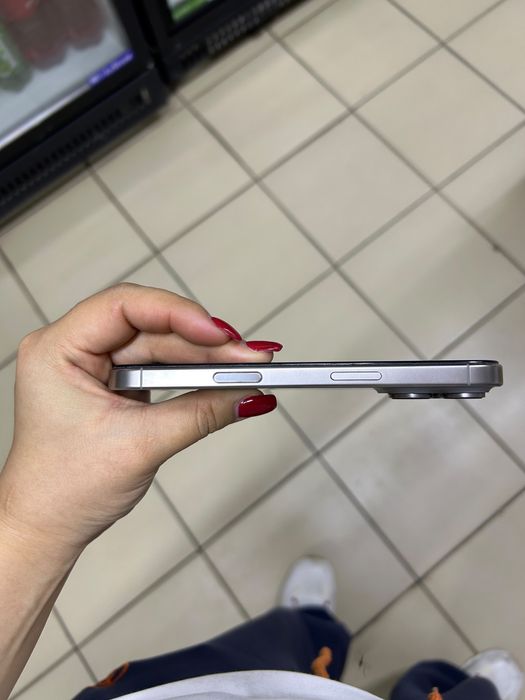 Iphone 16pro 128gb