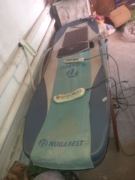 Нуга Бест лечебный массажёр