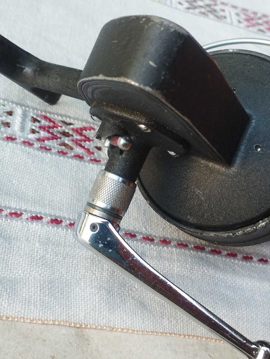 Колекционерски рибарски макари Mitchell 488 и D.A.M. Quick 550